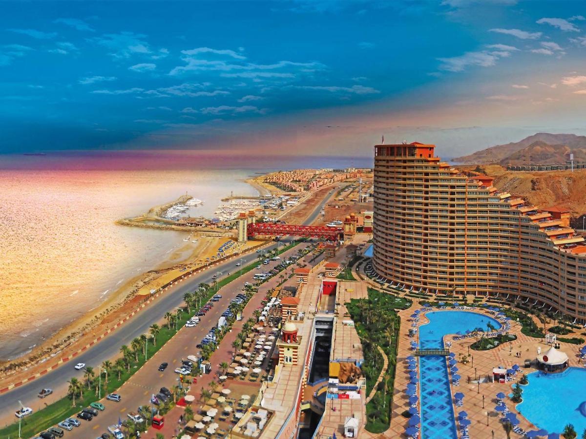 Porto Sokhna Pyramids Apartments Powered By Amer-Group Family Only Ain Suchna Exterior foto